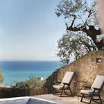 Rocale Villa *